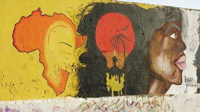 People power and creativity drive facelift of Angola’s port of Moçamedes - euronews.com - Angola