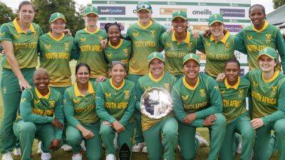 Laura Wolvaardt - Lara Goodall - Chloe Tryon - South Africa cruise past Ireland to complete series sweep in one-day international series - rte.ie - South Africa - Ireland