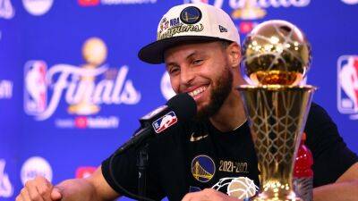 Davidson to retire Stephen Curry's No. 30 in August ceremony following Golden State Warriors star's graduation - espn.com -  Boston - state North Carolina - county Davidson