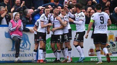 Dundalk cut Shamrock Rovers lead in title race with victory at Oriel Park