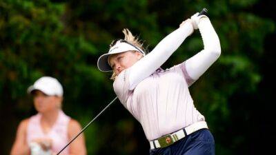 Canada's Henderson tied for 4th following 2nd round of LPGA Meijer Classic