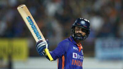 "Very Bullheaded": Dinesh Karthik Determined To "Play This World Cup"