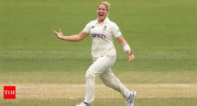 Katherine Brunt - England pacer Katherine Brunt announces retirement from Test cricket - timesofindia.indiatimes.com - Britain - South Africa