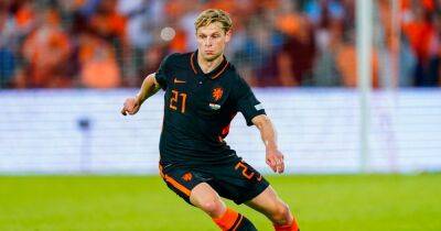 Erik ten Hag can end Gary Neville’s Manchester United nightmare with Frenkie de Jong decision