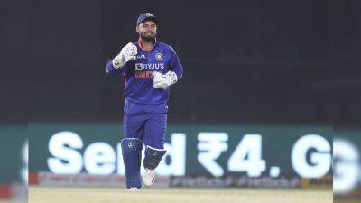 "Slightly Overweight And Bulky": Ex-Pakistan Cricketer Raises Concerns Over Rishabh Pant's Fitness