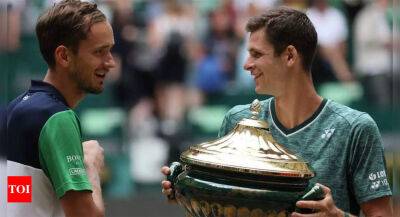 Nick Kyrgios - Hubert Hurkacz - Tim Van-Rijthoven - Hubert Hurkacz brushes aside Daniil Medvedev to win ATP final in Halle - timesofindia.indiatimes.com - Russia - Netherlands - Australia