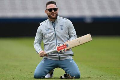 Joe Root - James Anderson - Stuart Broad - Zak Crawley - Brendon Maccullum - Matthew Potts - Stokes backs McCullum to make England feel '10 feet tall' - news24.com - New Zealand - India - county Kane