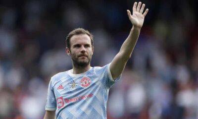Juan Mata joins Manchester United summer exodus as contract expires