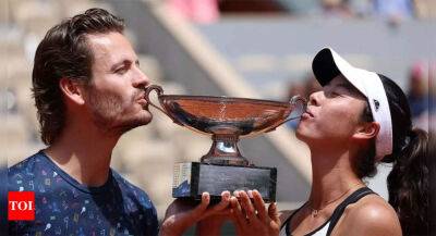 Ena Shibahara and Wesley Koolhof win French Open mixed doubles final for first Grand Slam title