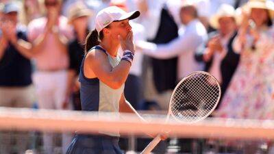 Iga Swiatek - Daria Kasatkina - French Open 2022: Iga Swiatek makes short work of Daria Kasatkina to power into Roland-Garros final - eurosport.com - Russia - France