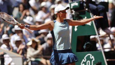 Poland's Swiatek cruises into French Open final, eyes 6th straight tournament victory