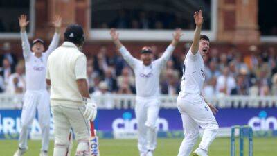 England bundle out New Zealand for 132 in first innings