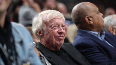 Sources - Nike's Phil Knight, Dodgers' Alan Smolinisky make offer to buy Portland Trail Blazers