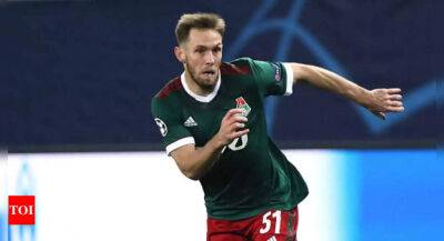 Maciej Rybus dropped from Poland squad after joining Russian club