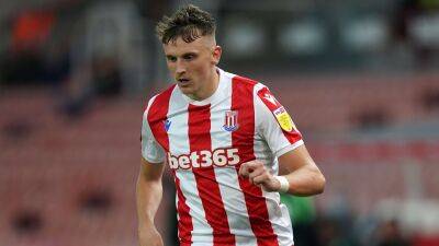 Nathan Jones - Championship - Luton complete signing of Stoke midfielder Alfie Doughty - bt.com -  Luton -  Stoke