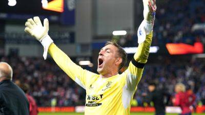 Goalkeeper Allan McGregor signs one-year contract extension with Rangers