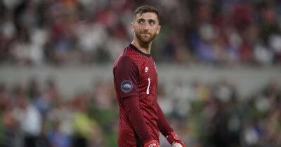 Sky Sports News - Mikel Arteta - Emirates Stadium - Watch: Arsenal’s Matt Turner refuses to sign ‘disgusting’ Tottenham shirt - msn.com