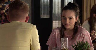 ITV Coronation Street fans think they know Sonya star as Max actor Paddy Bever sends her sweet message - manchestereveningnews.co.uk