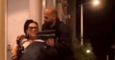 Moment EastEnders actress Jessie Wallace is apprehended by police - manchestereveningnews.co.uk