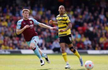 Transfer insider believes that Aston Villa have the “best chance” in striking transfer agreement with Burnley man