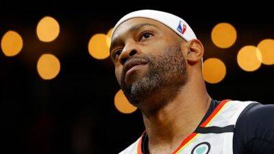 Nearly $100K US stolen from former Raptors star Vince Carter's home - cbc.ca - Usa -  Atlanta
