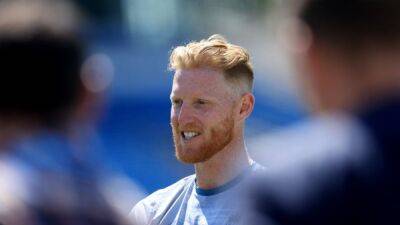 Eoin Morgan - Jos Buttler - England's Stokes, Buttler back Morgan to rediscover form - channelnewsasia.com - Netherlands - New Zealand