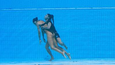 Coach rescues US artistic swimmer after she faints in pool during World Championships - foxnews.com - Spain - Usa - Hungary