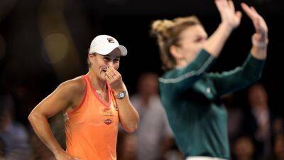 Ash Barty requested Simona Halep plays women's opener at Wimbledon in classy gesture, hints former coach