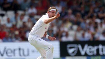 Daryl Mitchell - Tom Latham - Devon Conway - Will Young - Trent Bridge - Jamie Overton - Leach takes freak dismissal as New Zealand struggle to 123-5 - channelnewsasia.com - New Zealand - county Henry - county Kane