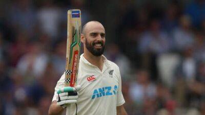 Mitchell century frustrates England as New Zealand pass 300