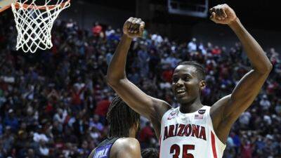 Seven-foot prospect Koloko hopes to carve out a role with Raptors - tsn.ca