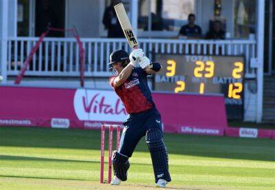 Kent Spitfires (159-4) beat Sussex Sharks (158-7) by six wickets in T20 Blast at Canterbury
