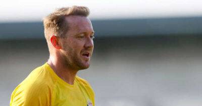 Lee Johnson's Hibernian sign former Sunderland winger Aiden McGeady - msn.com