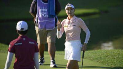 Chun shoots 69 to lead by six at Women's PGA Championship