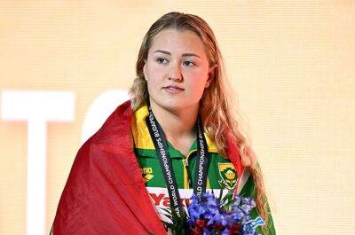 Teen Lara van Niekerk claims bronze as SA wins first medal at FINA World Championships