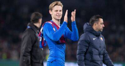 Manchester United 'getting closer' to Frenkie de Jong deal and more transfer rumours