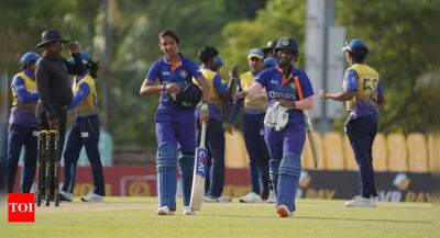 Harmanpreet Kaur overtakes Mithali Raj as India's leading run-scorer in women's T20Is