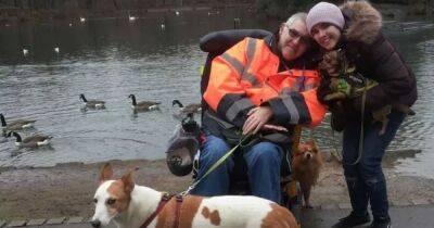 'Perfectly healthy' dad left paralysed after walking dog given second tragic diagnosis - manchestereveningnews.co.uk - Manchester