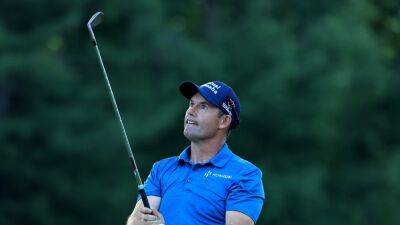 Padraig Harrington goes low to stretch lead at US Senior Open