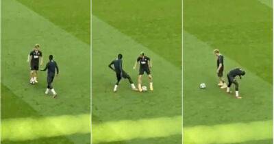 Frenkie de Jong toying with Ousmane Dembele in one-v-one shows his control is impeccable - msn.com - Manchester - Netherlands