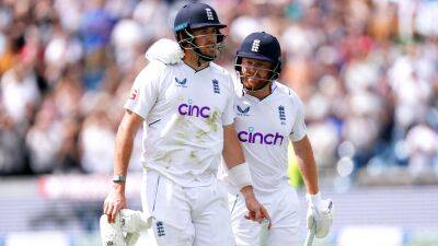 Jamie Overton falls just short of debut Test century as England take narrow lead