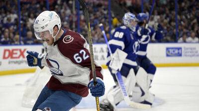 Nathan Mackinnon - Artturi Lehkonen - Ryan Gaydos - Stanley Cup 2022: Avalanche hold off Lightning in Game 6 for 3rd title - foxnews.com - state Colorado - county Bay