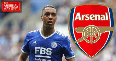 Mikel Arteta's ignored £25m Arsenal transfer target sends Edu reminder with midfield solution