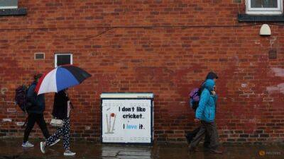 Rain delays England’s bid for test clean sweep