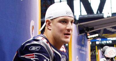 How does Rob Gronkowski compare to the best tight ends in NFL history?