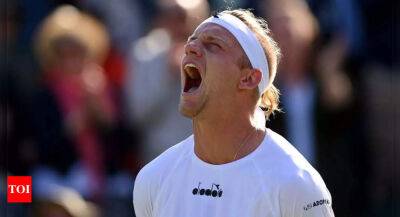 Roger Federer - Alejandro Davidovich-Fokina - Alejandro Davidovich Fokina wins Wimbledon's first 10-point final-set tiebreak - timesofindia.indiatimes.com - Czech Republic