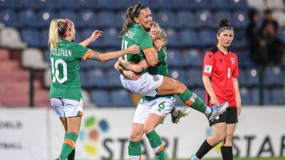 Clinical Ireland crush Georgia to maintain World Cup play-off push