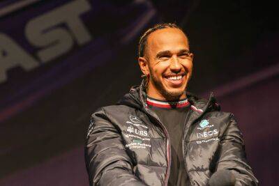 Ex F1 CEO makes sensational claim that Lewis Hamilton has stopped trying to win