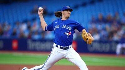 Gausman-led Blue Jays earn blowout victory, snap Red Sox's 7-game win streak