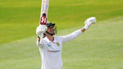 Marizanne Kapp century rescues South Africa after England make flying start